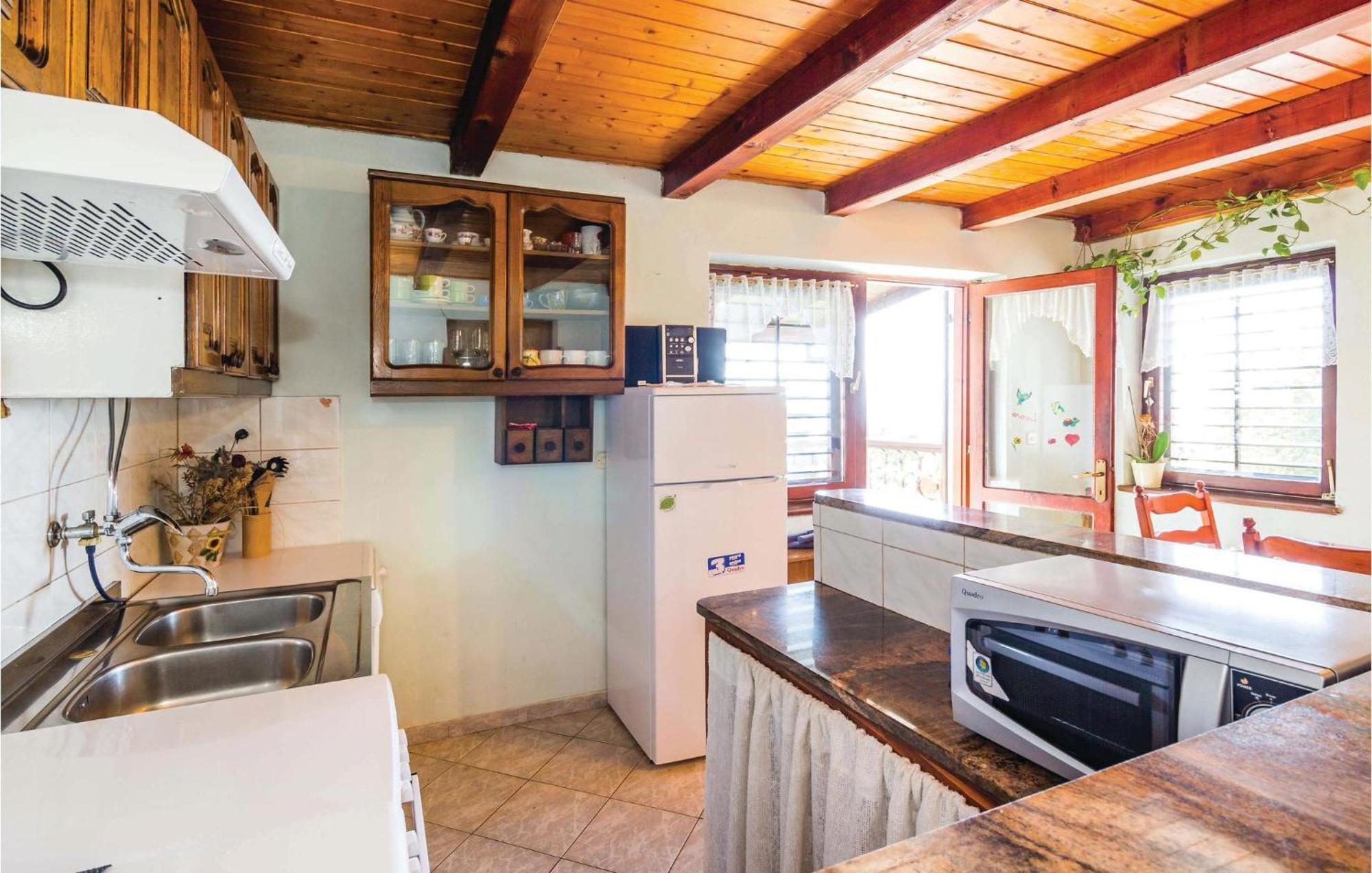 Awesome Apartment In Lovran With House Sea View Exterior foto